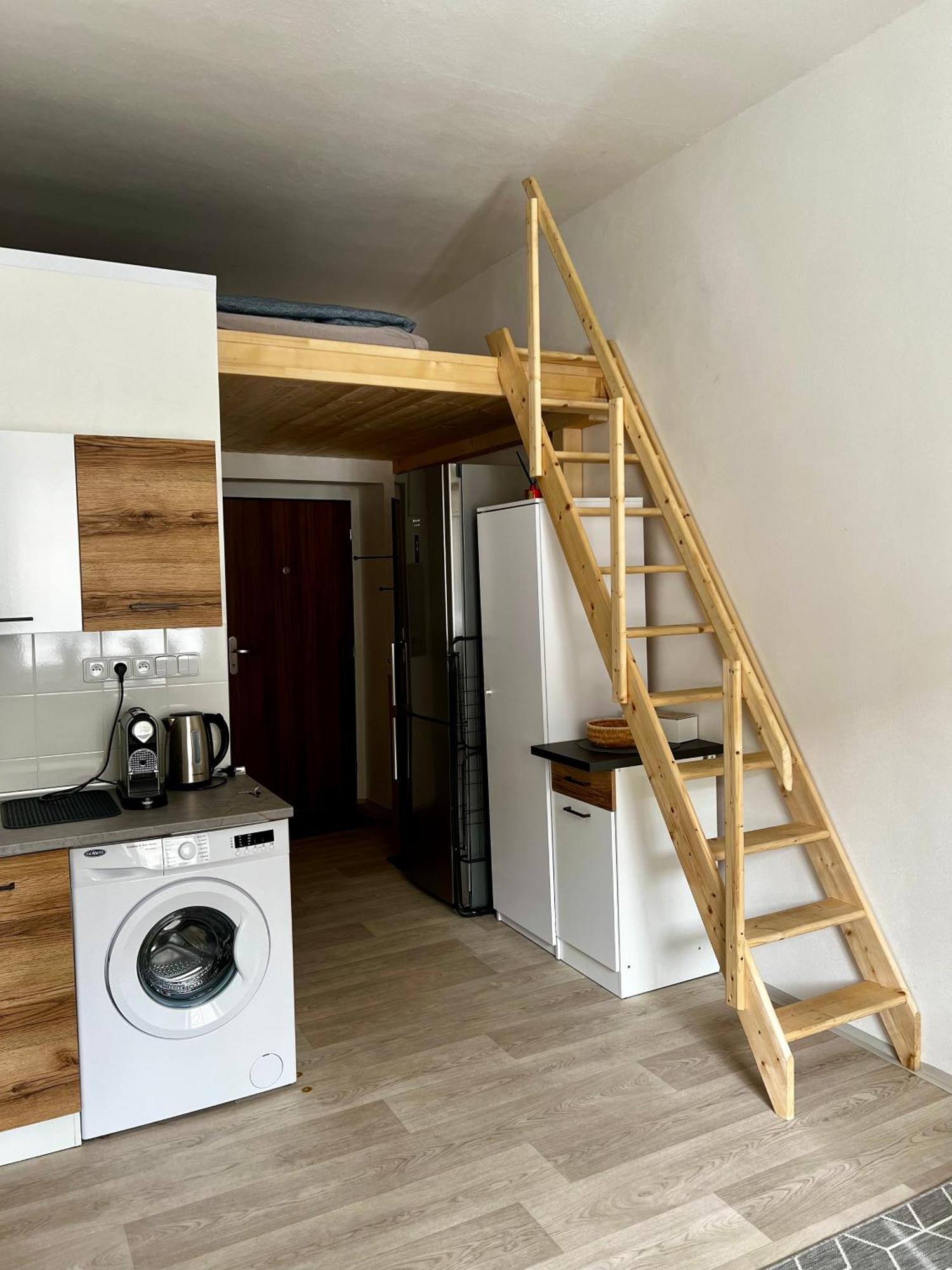 Apartman Zlata Hvezda Ческе-Будеёвице Экстерьер фото